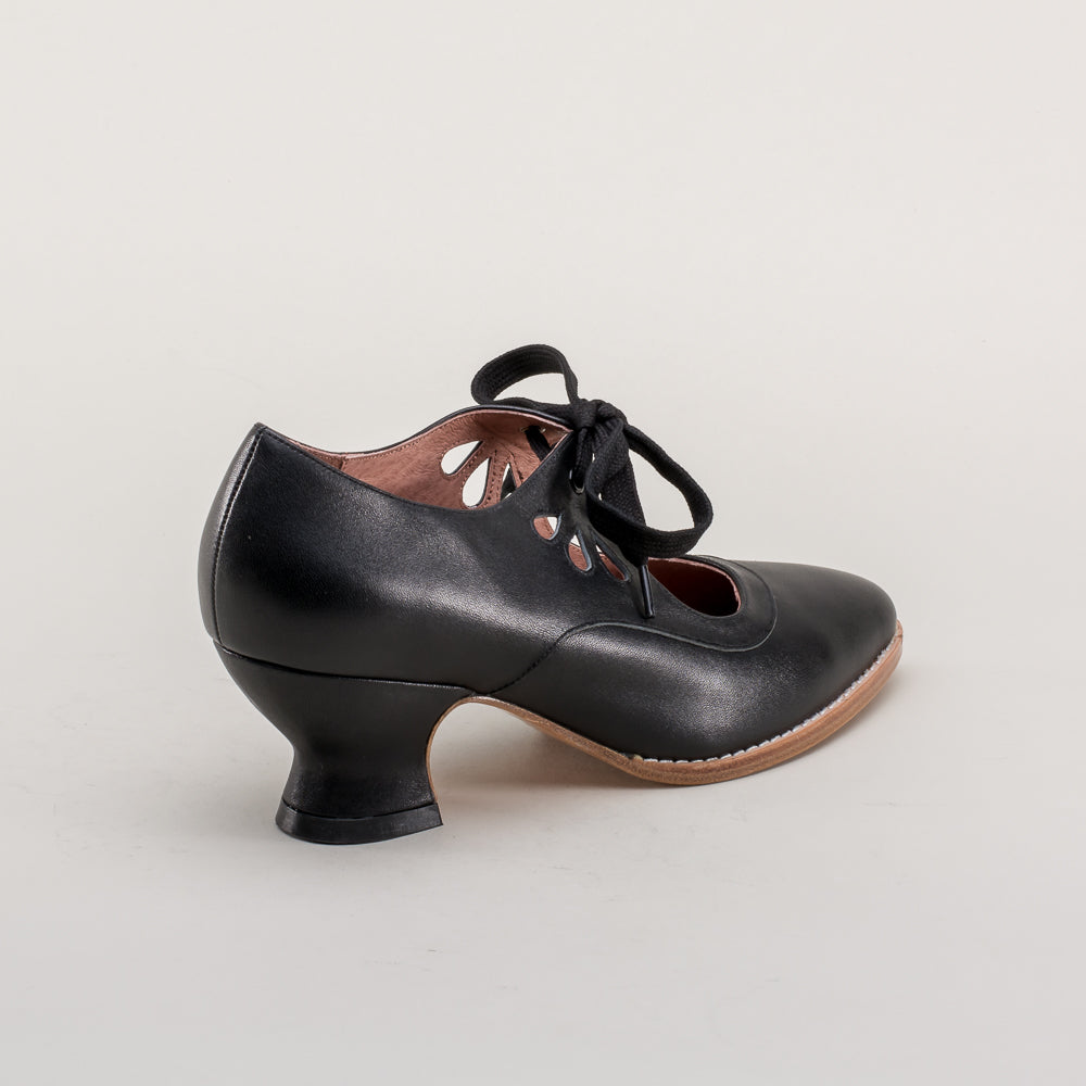 Gibson Edwardian Leather Shoes (Black)