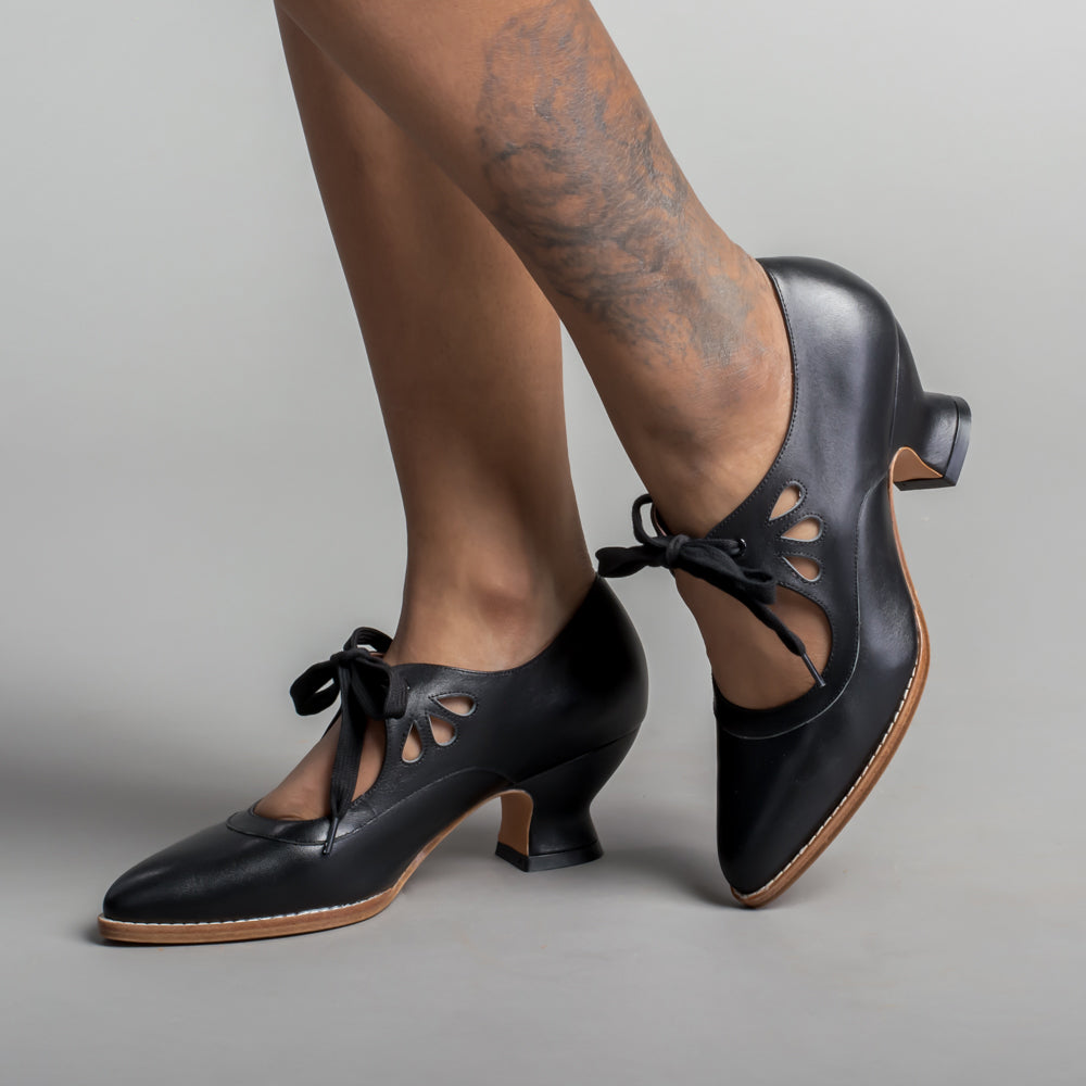 Gibson Edwardian Leather Shoes (Black)