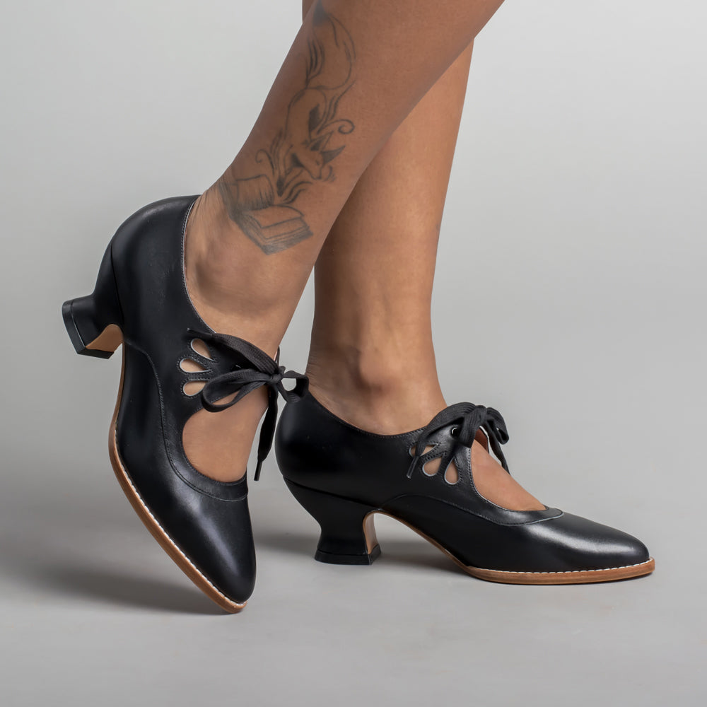 Gibson Edwardian Leather Shoes (Black)